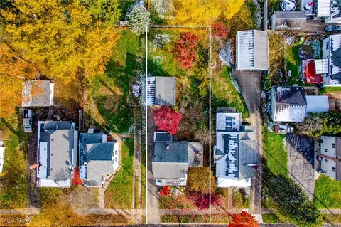 View/Area - 705 Damon St, Akron, OH 44310 photo 1 of 2