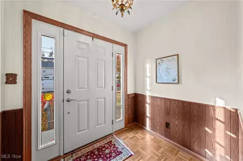 Entry Way - 705 Damon St, Akron, OH 44310 photo 1 of 4