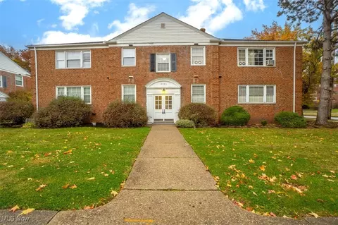2401 Euclid Heights Blvd #A2, Cleveland Heights, OH 44106