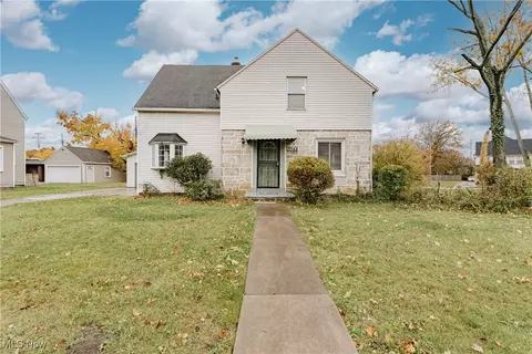 3348 Milverton Rd, Shaker Heights, OH 44120