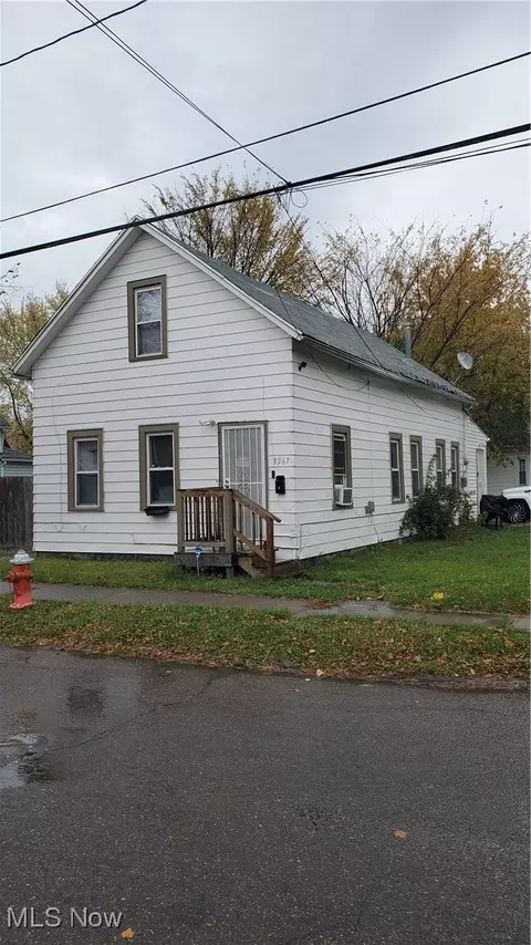 3267 W 48th St, Cleveland, OH 44102