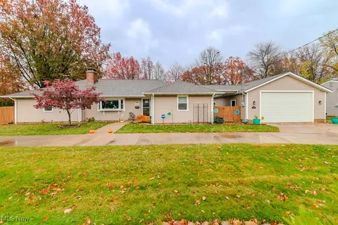29820 Franklin Ave, Wickliffe, OH 44092