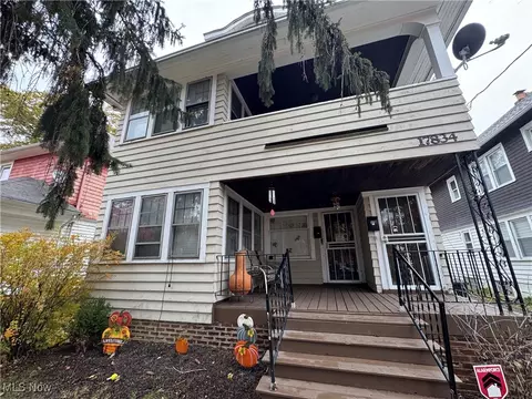 17834 Dillewood Rd, Cleveland, OH 44119