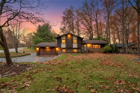 3739 Martha Rd, Kent, OH 44240