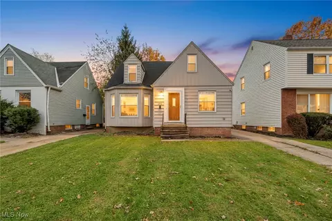 4062 Hinsdale Rd, South Euclid, OH 44121