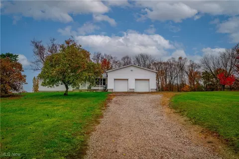 13293 Hatfield Rd, Rittman, OH 44270