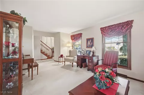 8479 Crystal Dr, Boardman, OH 44512 photo 5