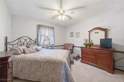 8479 Crystal Dr, Boardman, OH 44512 photo 16