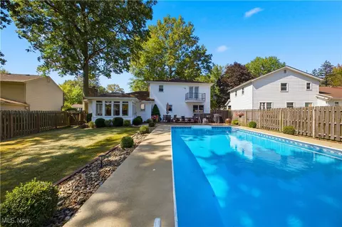 8479 Crystal Dr, Boardman, OH 44512 photo 28