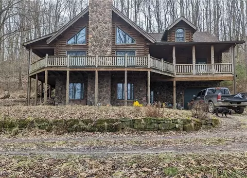 4996 Little Indian Rd, Kimbolton, OH 43749