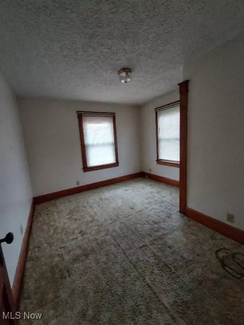 Bedroom - 93 Morrison St, Struthers, OH 44471 photo 1 of 2