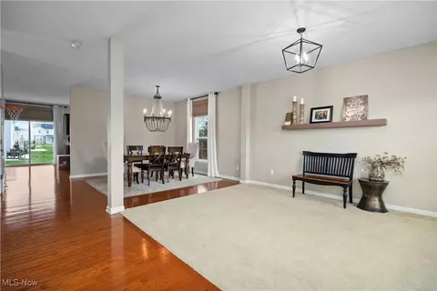 3982 Courtyard Dr, Lorain, OH 44053 photo 5