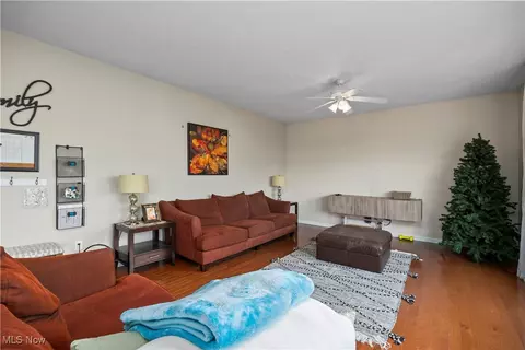 3982 Courtyard Dr, Lorain, OH 44053 photo 18