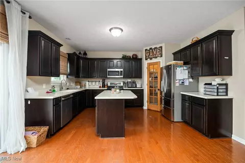 3982 Courtyard Dr, Lorain, OH 44053 photo 16