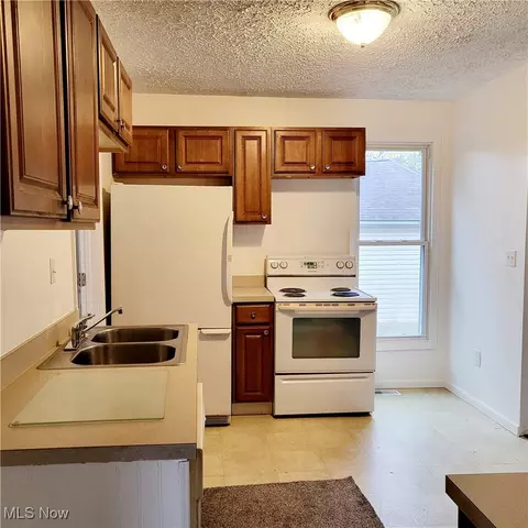 Other - 925 E St, Lorain, OH 44052 photo 12 of 31