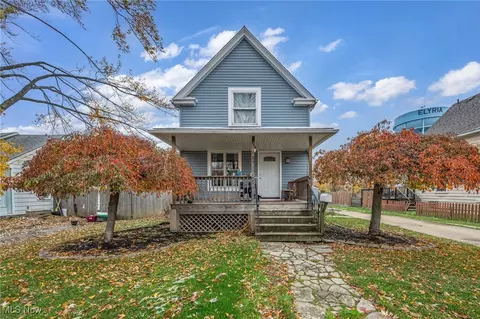 329 Louisiana Ave, Elyria, OH 44035