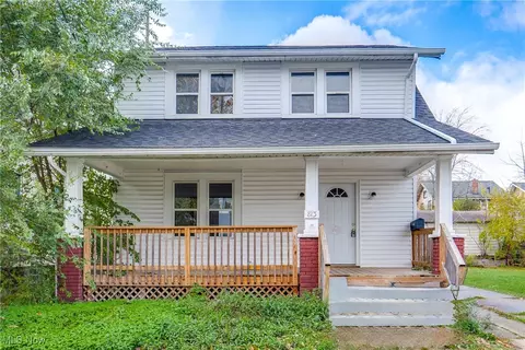 813 Bedford Ave NW, Canton, OH 44708