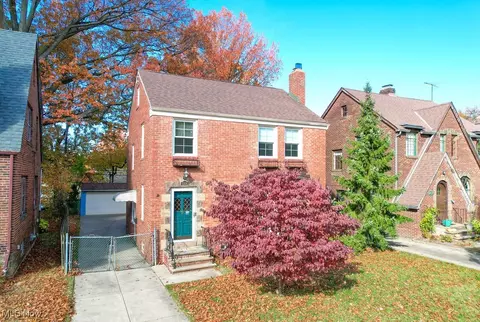 1206 Castleton Rd, Cleveland Heights, OH 44121