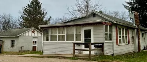 146 West St, Roseville, OH 43777