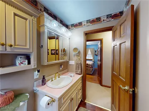 Bath - 3192 Townline Rd, Perry, OH 44081 photo 1 of 2