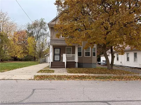 3586 E 76th St, Cleveland, OH 44105