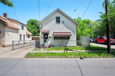 3187 W 32nd St, Cleveland, OH 44109