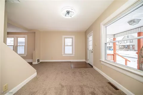 155 Morrison St, Struthers, OH 44471 photo 8