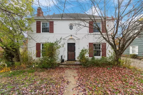 410 31st St NW, Canton, OH 44709