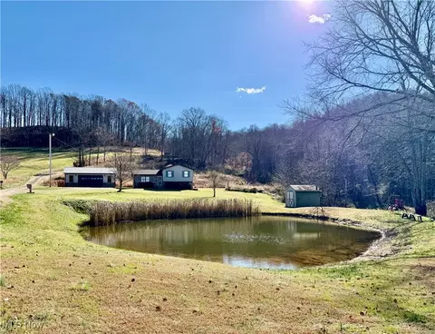 220 Ross Run Frk, Alma, WV 26320