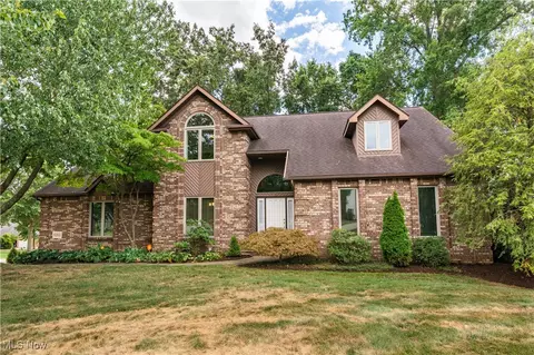 6311 Sorrento Ave NW, Canton, OH 44718