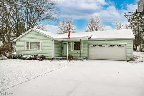 403 Young Dr, Lodi, OH 44254