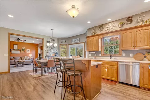 6880 Birchbark Ave NE, Canton, OH 44721 photo 15