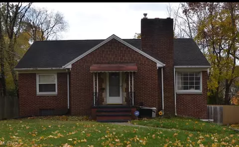 1360 W Market St, Akron, OH 44313
