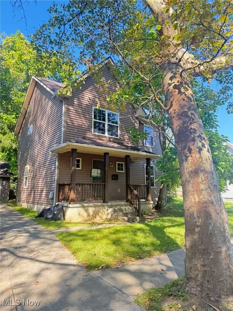 1110 E 72nd St, Cleveland, OH 44103