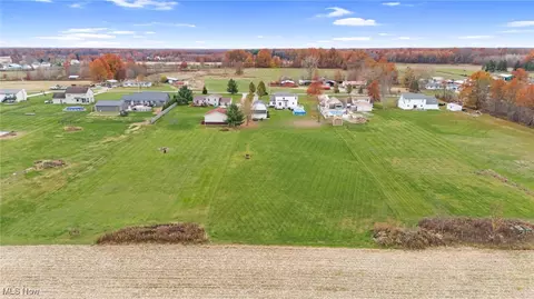 View/Area - 7939 Giddings Rd, Rootstown, OH 44272 photo 6 of 7