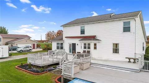 Exterior - 7939 Giddings Rd, Rootstown, OH 44272 photo 4 of 4