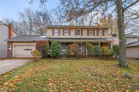 5196 Dickens Dr, Cleveland, OH 44143
