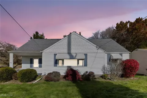 735 30th St NW, Canton, OH 44709