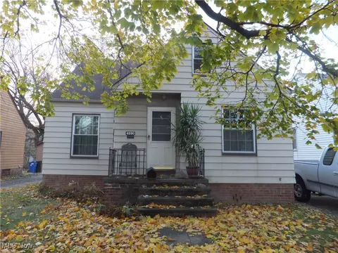 4890 W 12th St, Cleveland, OH 44109