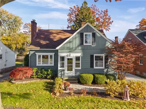 3235 Goldengate Ave, Rocky River, OH 44116