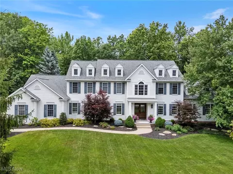 4007 Evergreen Ln, Richfield, OH 44286