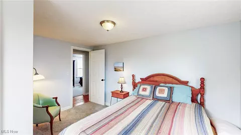 Bedroom - 123 Linwood Ave NW, Canton, OH 44708 photo 3 of 8