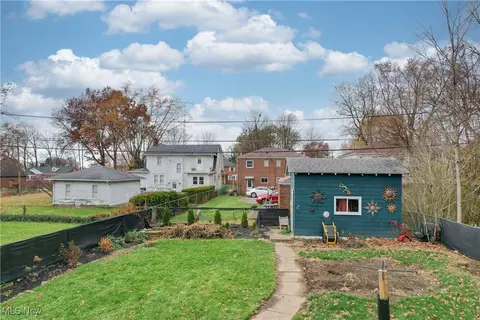 Exterior - 123 Linwood Ave NW, Canton, OH 44708 photo 6 of 6