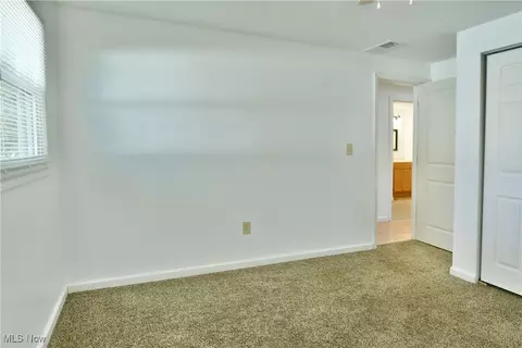 Bedroom - 37 Morningside Rd, Niles, OH 44446 photo 8 of 12