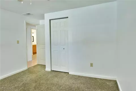 Bedroom - 37 Morningside Rd, Niles, OH 44446 photo 7 of 12