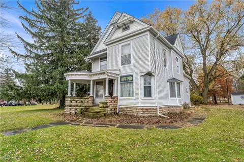 115 W Main St, New London, OH 44851
