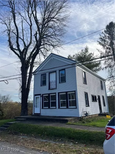 570 Coal Run Dr, Lowell, OH 45744