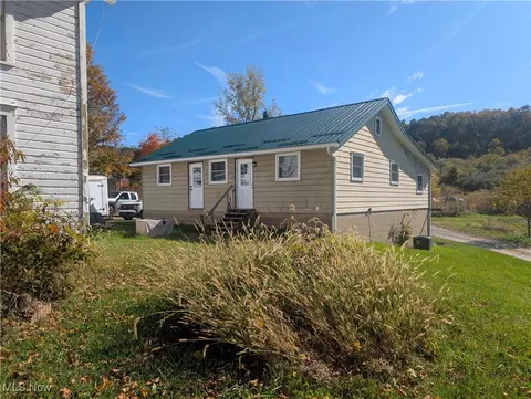 29015 Taylor Rd, Dennison, OH 44621 photo 21