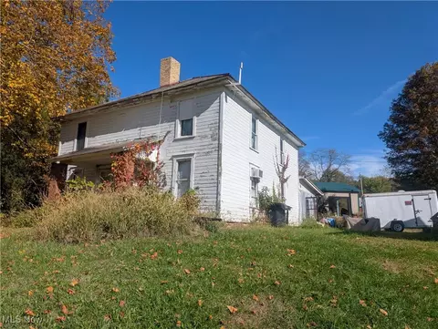 29015 Taylor Rd, Dennison, OH 44621 photo 2