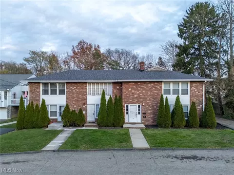 3736 Woodford Ave NW, Canton, OH 44709